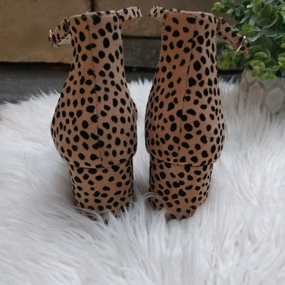 Cityclassified Shoes | City Classified Animal Print Block Heel Sandals 9 | Poshmark